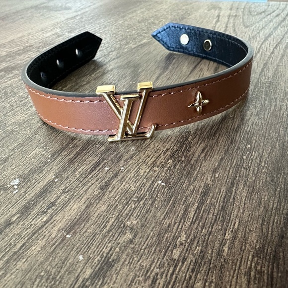 Louis Vuitton LV iconic bracelet in tan - Picture 5 of 8